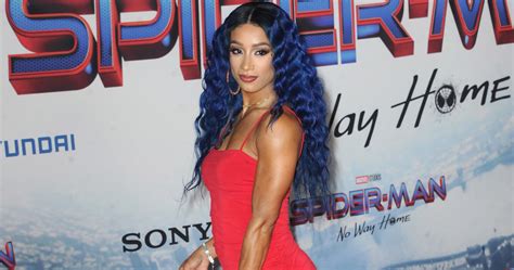 WWE Rumors on Sasha Banks, Naomi, Ronda Rousey; Talent Worried About