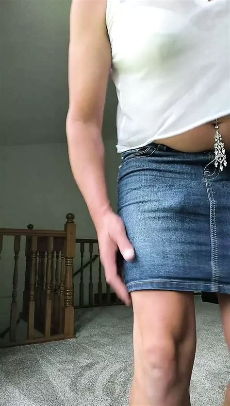 CD Real Estate Agent Realtor Cums Before Prospective New Owners Arrive Shemale Porn XHamster