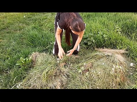 Le masturbé el coño a mi vecina en el pueblo y ella me lamió Lesbian Illusion Girls XVIDEOS