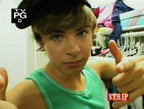 Picture of Zac Efron in Room Raiders - ti4u_kz_rr20.jpg | Teen Idols 4 You