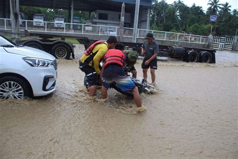 Philippine News Agency On Twitter Look Traffic Is Heavy Along Bunawan