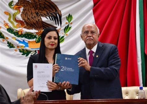 Entrega Miguel Ángel Navarro Quintero su Segundo Informe de Gobierno