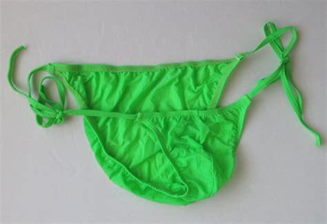 K486N Hot Mens Sexy Bikini String Tie Skimpy Pouch Green