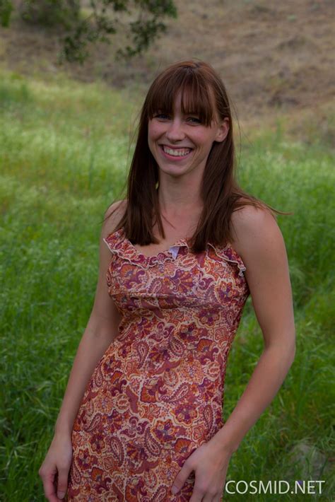 Redhead Beauty Jessica Strips Naked In The Field Porn Pictures XXX Photos Sex Images 3562880