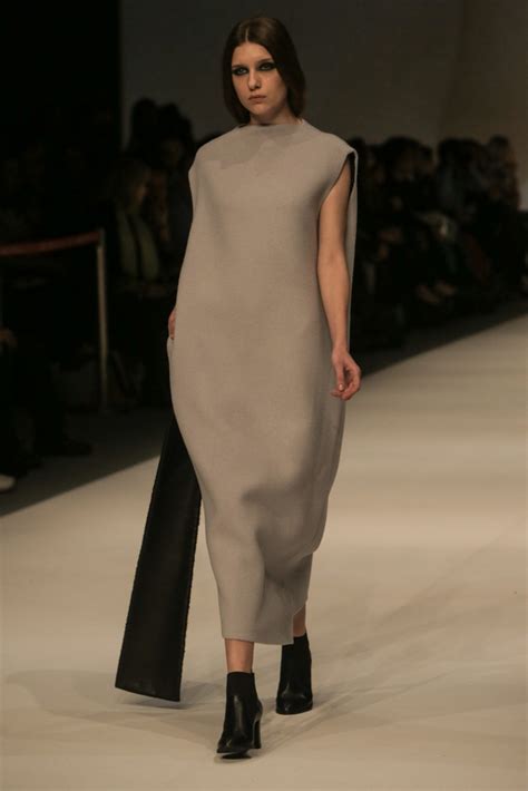 Hong Kong Fashion Week Aw Nude By Suoi Earth To Iris