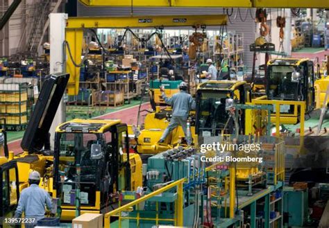 Komatsu Plant Tour Photos And Premium High Res Pictures Getty Images