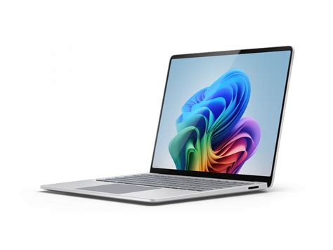 Microsoft Surface Laptop 7 13,8 Snapdragon X Plus 16GB 512GB Platinum