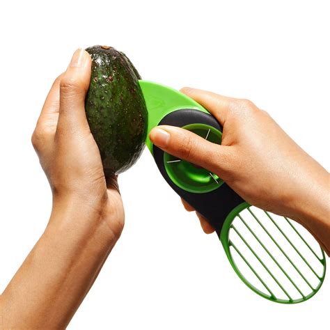 In Avocado Slicer Chefs Essentials