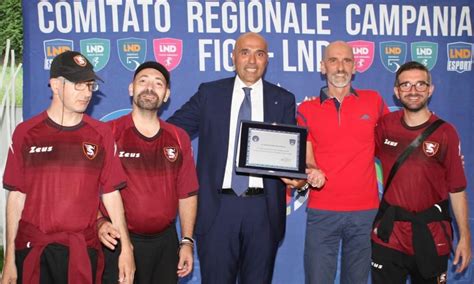 Il Cr Campania Premia La Salernitana For Special Riconoscimento Per L