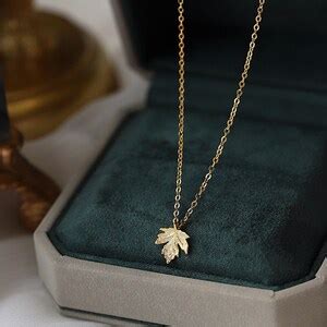 Gold Maple Leaf Necklace Maple Leaf Pendant Canadian Gifts - Etsy