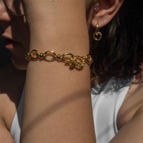 T Bar Gold Chunky Chain Bracelet Astrid And Miyu Bracelets