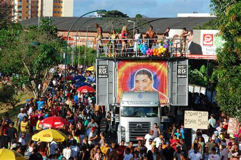 Parada Gay De Lauro De Freitas Festa De Paz E Celebra O Diversidade Bahia No Ar