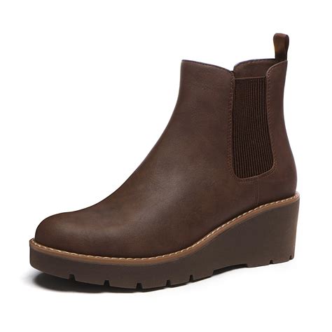 amazon essentials womens chunky sole chelsea boot black  athlefit