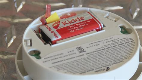 Smoke Detector Batteries: Guide to Choosing the Best Option - GGR Home ...