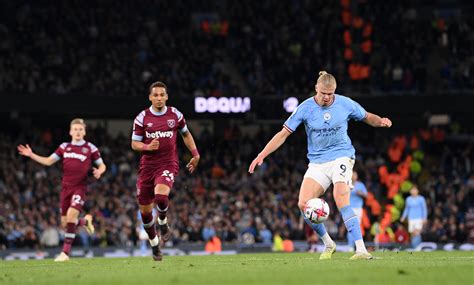 Manchester City vs West Ham starting lineups announced