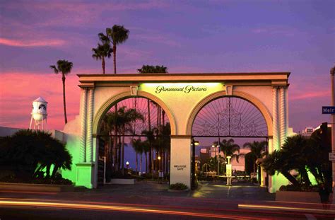 16 Fun Things to Do in Hollywood, California