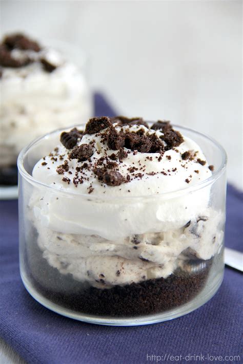 No-Bake Cookies and Cream Cheesecakes - Eat. Drink. Love.