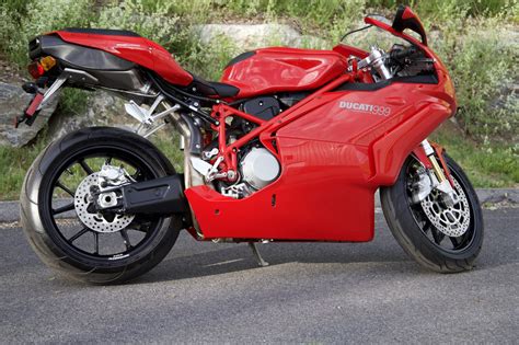 The Ducati 999 Isnt Pretty But You May Get This Superbike On The Cheap Autoevolution