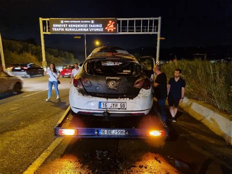 Bursa Da Seyir Halindeki Otomobil Alevlere Teslim Oldu Bursa Hakimiyet