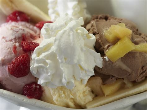 Margies Candies-Home