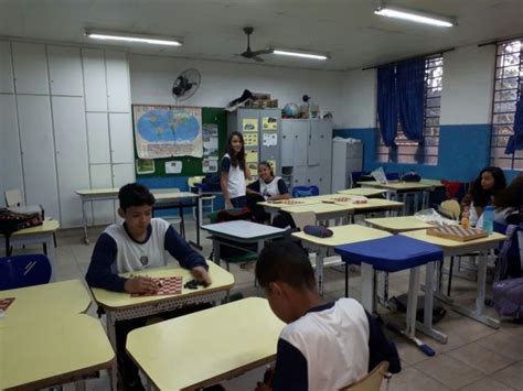 Escola Municipal De Ensino Fundamental Leonor Savi Chaib - EMEF Leonor Savi Chaib: outubro 2017