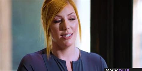 Redhead MILF Lauren Phillips Massaged The Best Client And Gave Him An