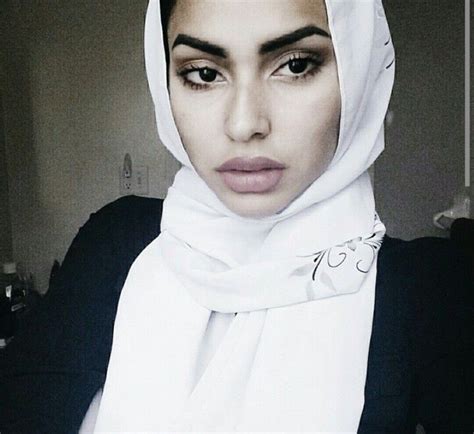 White Hijab Full Brows Nude Lip White Hijab Full Brows Nude Lip