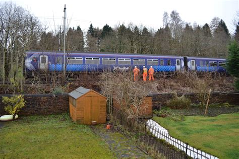 Passengers blast skytrain translink for weekend delay issues 18