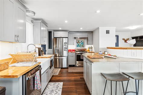 lake house bay shore 5