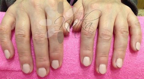Paznokcie Nude Czyli Cielisty Manicure Dla Wielbicielek Minimalizmu Bynatka