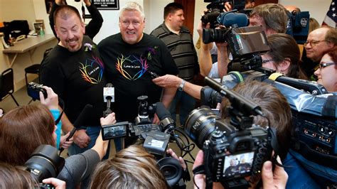 Maine Same Sex Couples Marry In First Hours Of Law Fox News