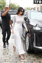 Kendall Jenner Sexy Seen Braless Showcasing Her Hot Tits At The Khaite Fashion Show In New York