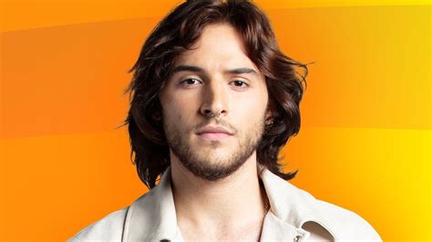 el precioso motivo de lucas el guapo uruguayo de ot   venir