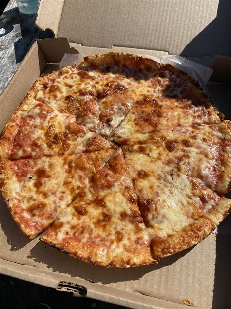 Users share their hair style try on fails on social media 17