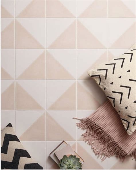 Color Of The Month Nude Color Trend With Seashell White Full Italianbark Di Elisabetta