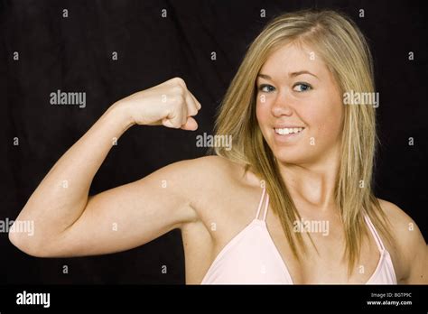 Teenagerin Im Bikini Fotos Und Bildmaterial In Hoher Aufl Sung Alamy