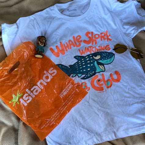 Island Souvenirs T Shirt Cebu Rocawalegh