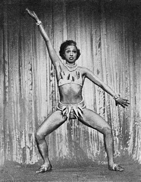 Josephine Baker in Berlin Gefeiert wie eine Göttin begafft wie ein