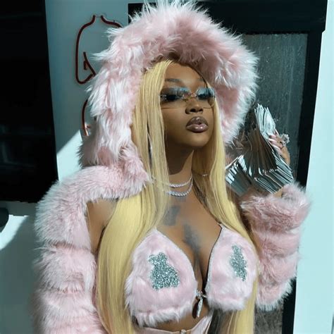 Who Wrote One Of My Bedbugs Ate My Pussy By Cupcakke