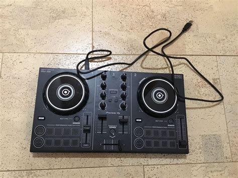 Pioneer DJ: DDJ 200 Mischpult | Kaufen auf Ricardo