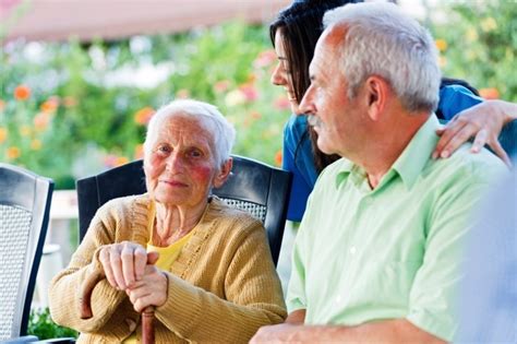 Principios Imprescindibles Para Tratar A Las Personas Mayores