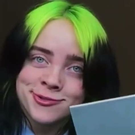 Pin By 𝓽𝓪𝓬𝓸 On B̷i̷l̷l̷i̷e̷ E̷i̷l̷i̷s̷h̷ Billie Billie Eilish Funny