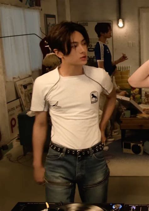 Pin by on faves ໒ᵔ ᵕ ᵔ ১ in 2024 Hot korean guys Jay idk Jay