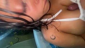 Paja Rusa Dentro Del Jacuzzi Con Su Novio Luu Sell XVIDEOS