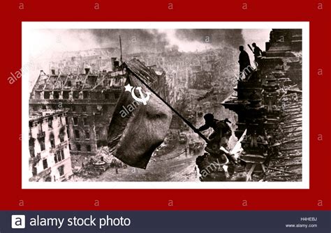 Soviet Flag Reichstag Stock Photos & Soviet Flag Reichstag Stock Images ...