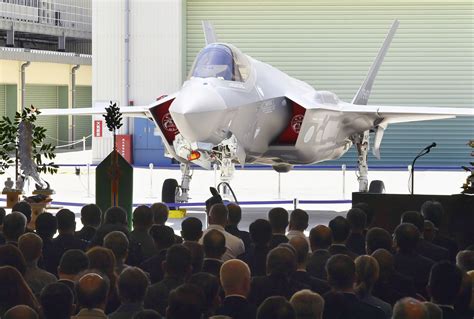 1st Japan-assembled F-35 fighter unveiled