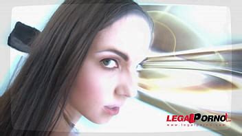 Véritable salope anale avec le tatouage J aime le sexe anal Kristy Black enculée et DP ed