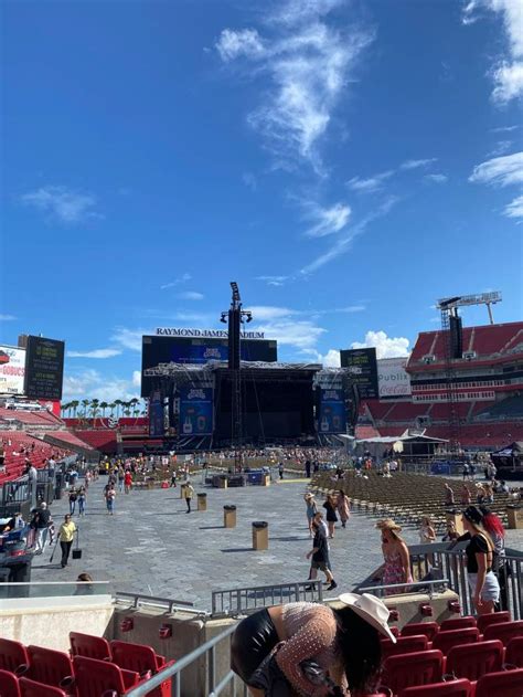 Raymond James Stadium Interactive Football Seating Chart Section 302