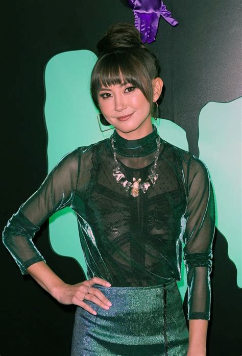 Kimiko Glenn Nude Pics Porn And Scenes Scandal Planet
