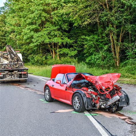 Sch Ntal Motorradfahrer Stirbt Nach Unfall Mit Traktor Swr Aktuell